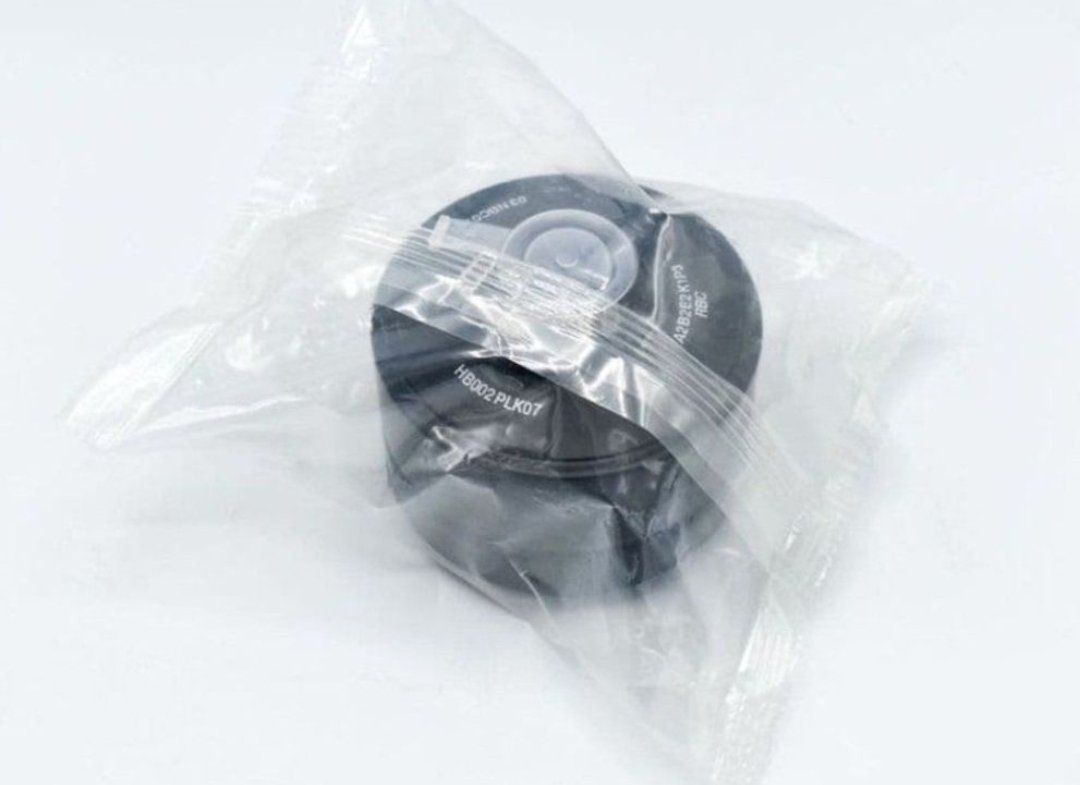 Protezione per viso e udito: Gasmaske Pirelli mit NATO Filter. – Usato da Fislisbach venduto da jos_cf6h 2