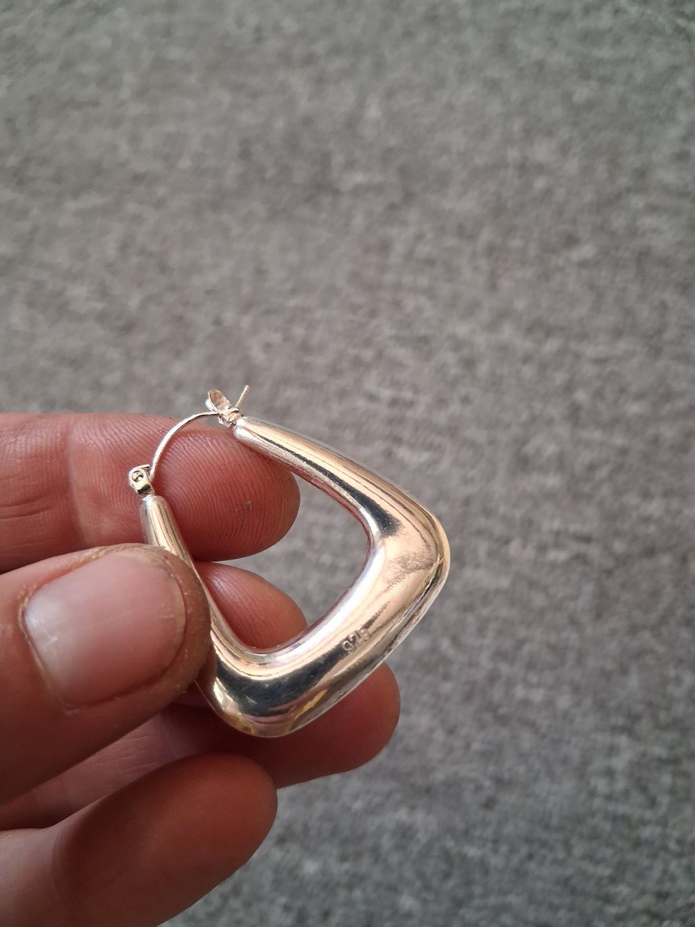 Boucles d'oreille: Einzelner Ohrring 925 Silber Dreiecksform – D'occasion à Wald ZH par e8e 4