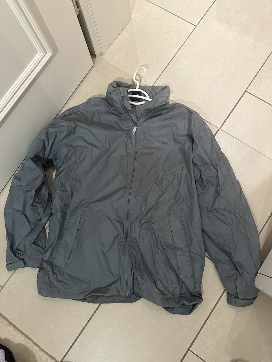 Nike Giacche: Nike Jacke Vintage Styl - L – Usato da Zürich venduto da SunnySeller 2