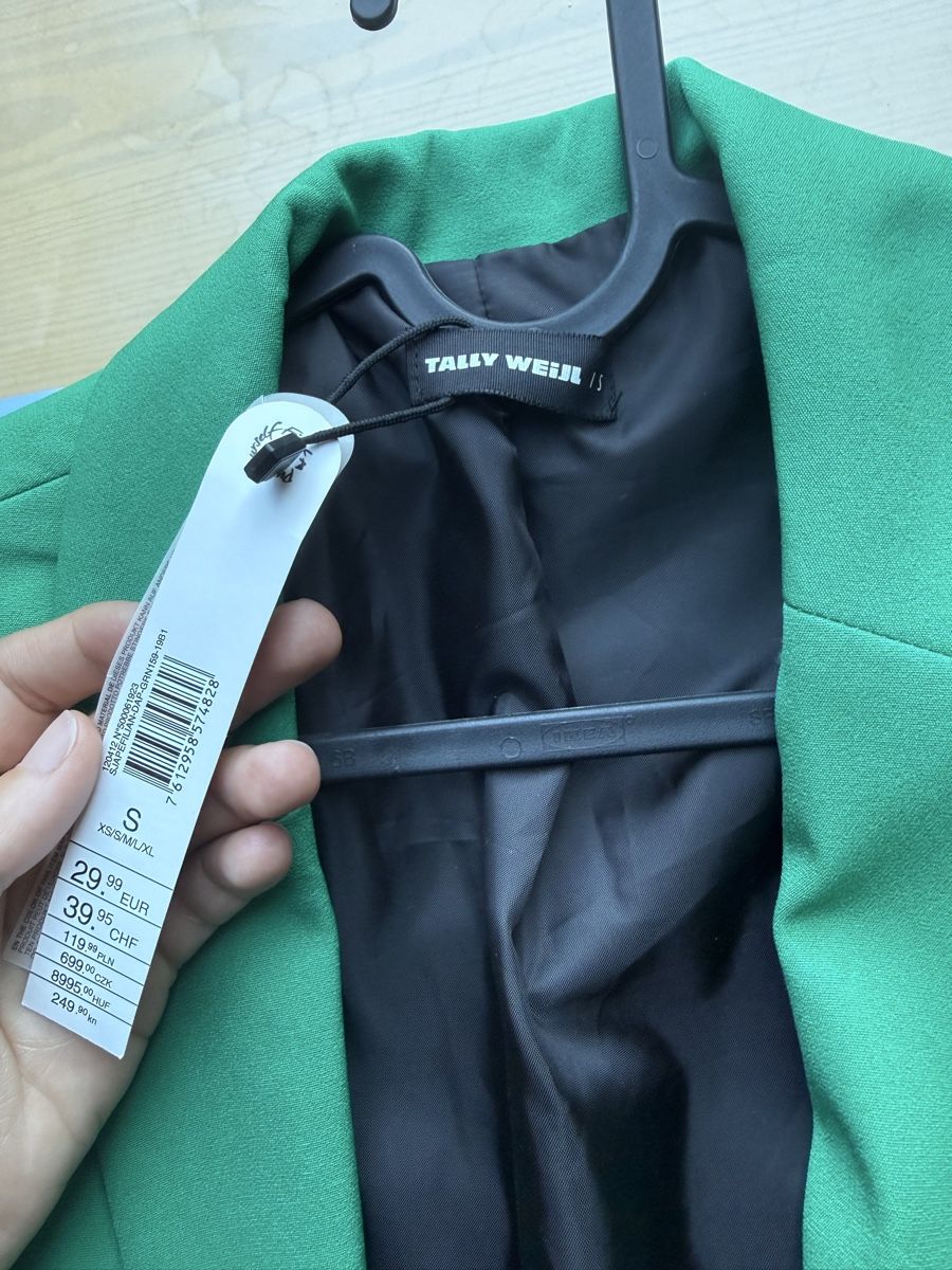 Tally Weijl Giacche: Blazer Tally Weijl – Nuovo e nell'imballaggio originale da St. Gallen venduto da mel_5g96 1