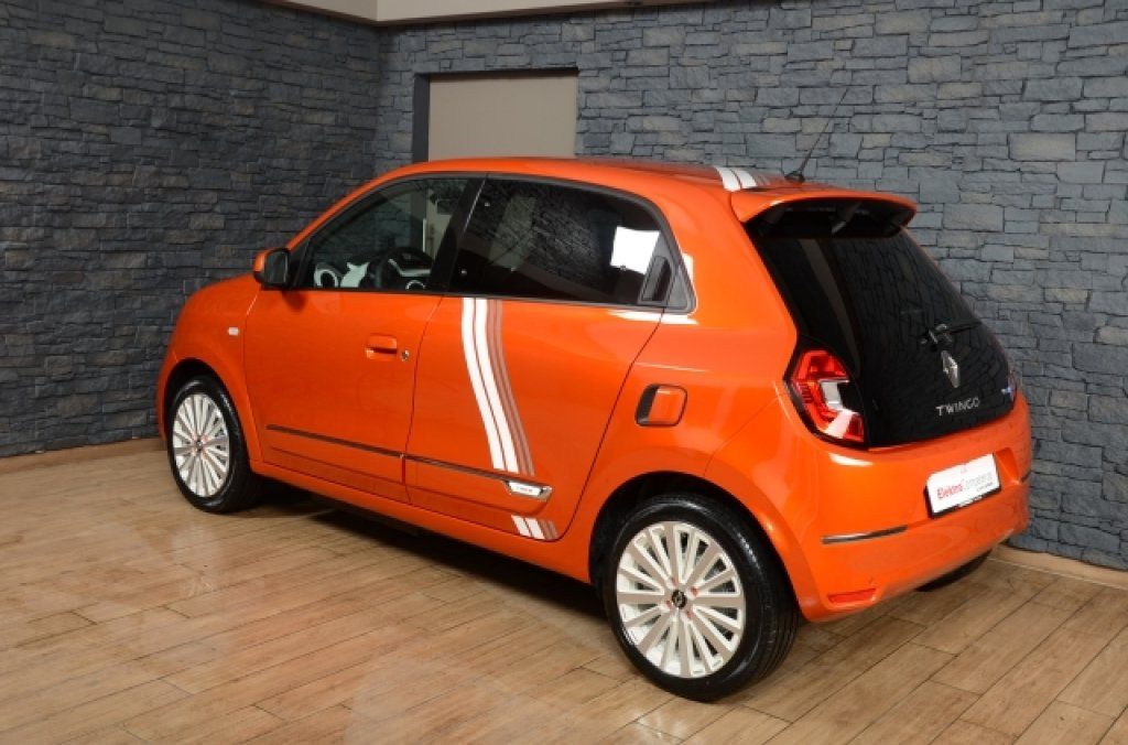 Renault Automobili: RENAULT TWINGO VIBES ELECTRIC - EINTAUSCH MÖGLICH – Usato da Avenches venduto da BOOTTRANSPORTE 1