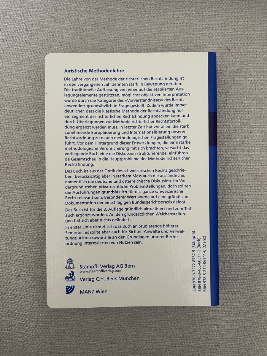 Libri: Buch Juristische Methodenlehre, Kramer, 3. Auflage – Usato da Einsiedeln venduto da loubi02 1