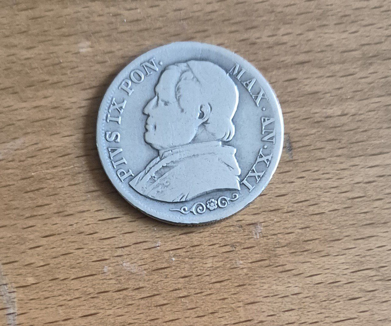 Tutti le monete: Kirchenstaat 1 Lira 1867 - Silber – Usato da Basel venduto da Kurioses