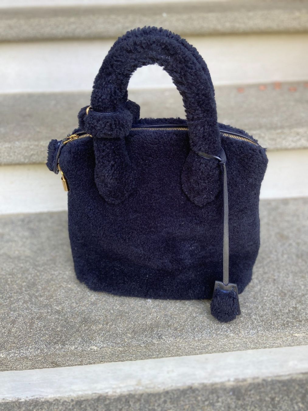 Louis Vuitton Borse da donna: Tasche Louis Vuitton Lockit Shearling blue – Usato da Solothurn venduto da Brini06