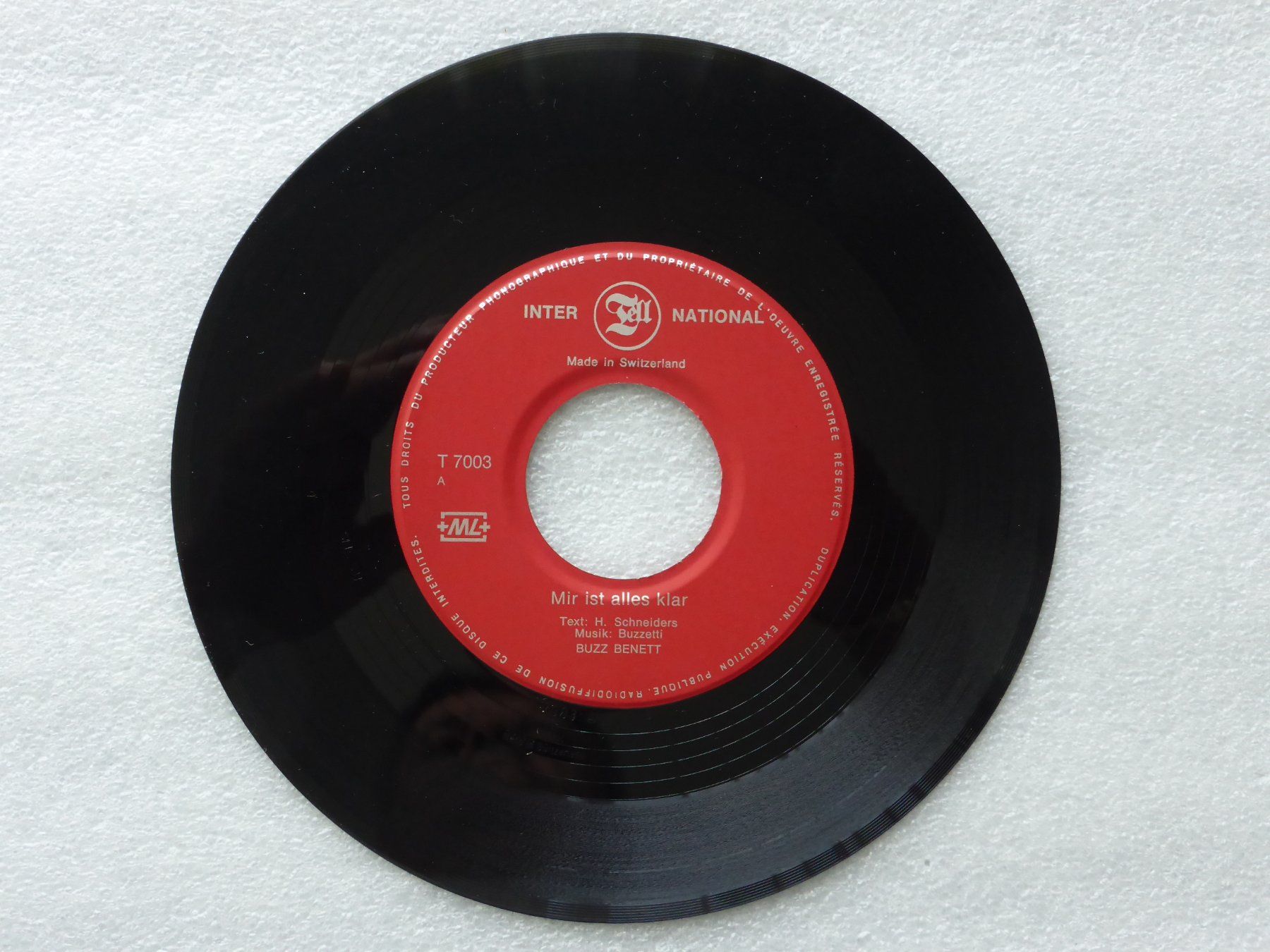 Schallplatten: Vinyl Single   BUZZ BENNETT – Gebraucht aus Küssnacht am Rigi von Mondkinder 1