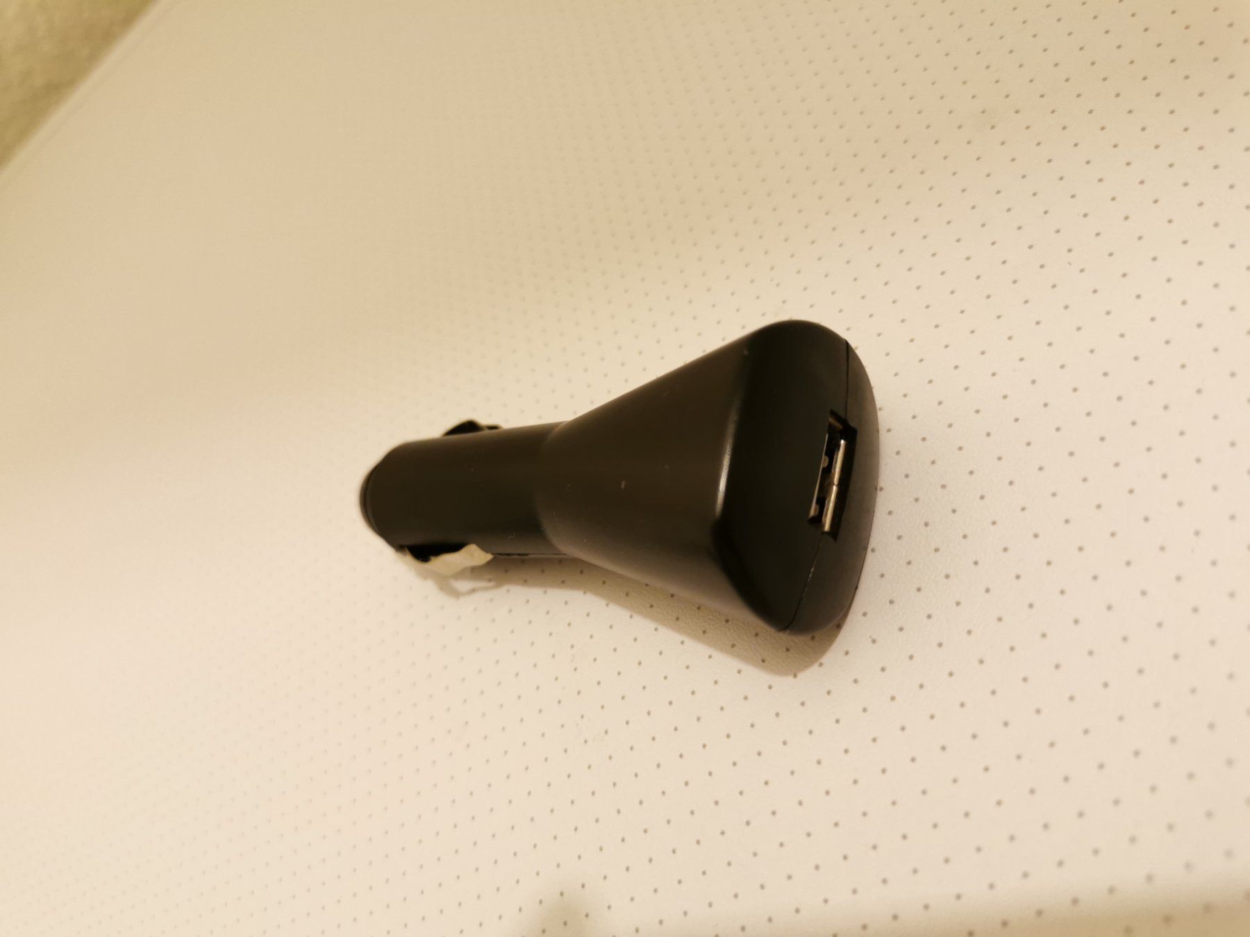 Unità & Adattatore: Auto MP3 player + USB auto adapter – Nuovo (secondo la descrizione) da Baar venduto da NGA1982 2
