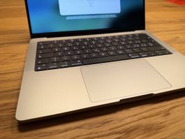 TOP Zustand Apple Macbook Pro / 16 GB Ram / 512 SSD