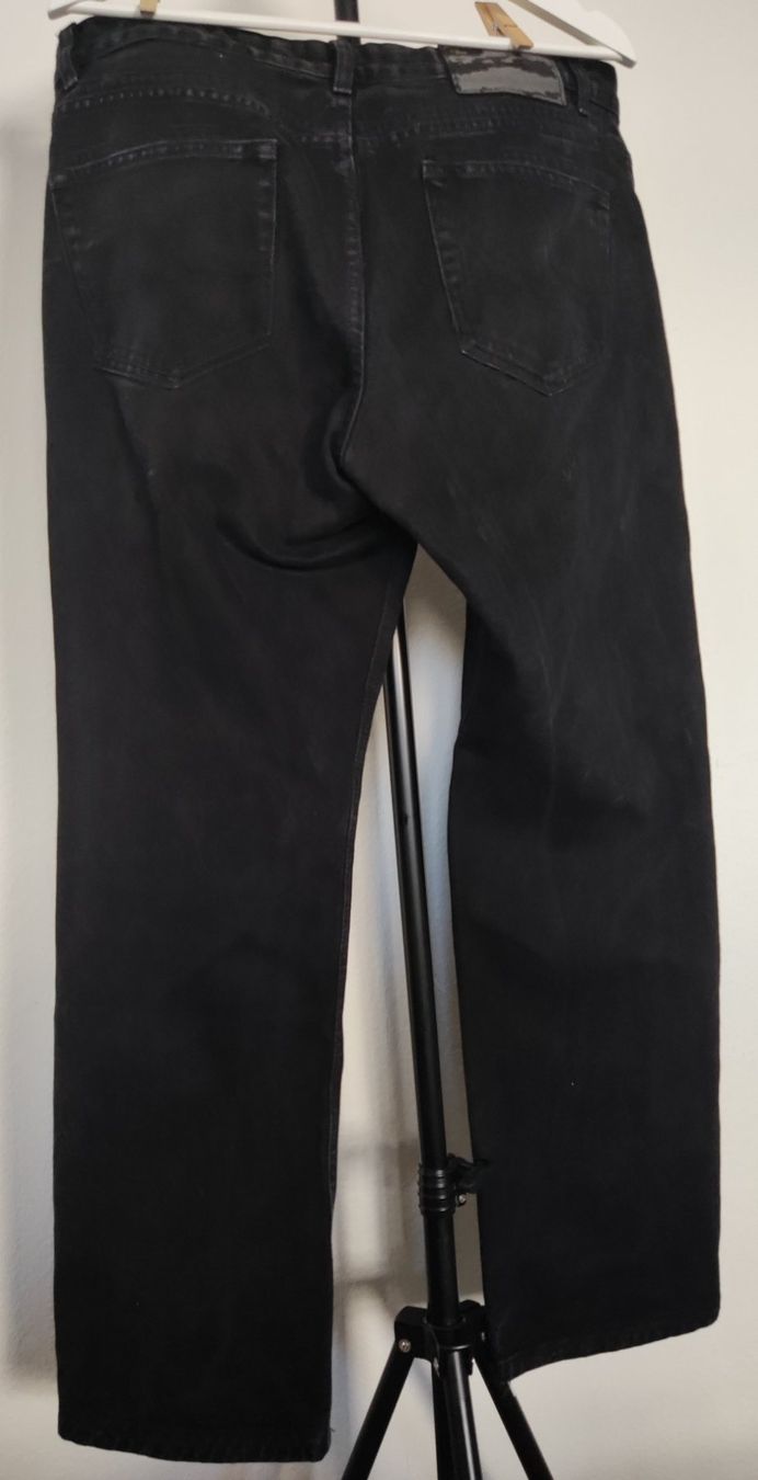 C&A Jeans: Jean noir  Clockhouse C&A the regular, taille 36/30 – Gebraucht aus Grand-Lancy von Morriganne 1