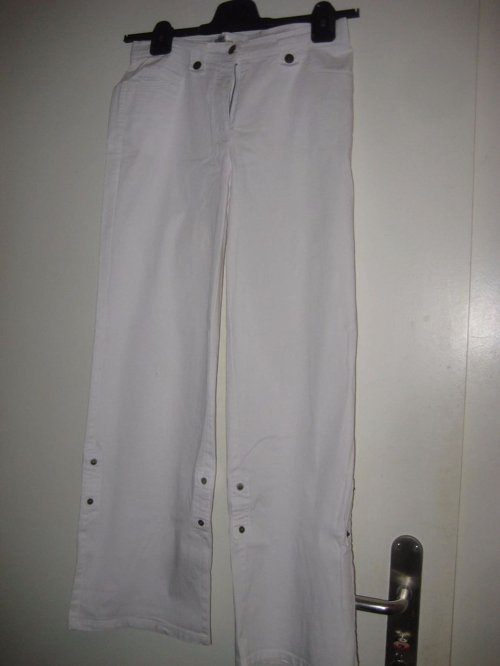 Pantaloni: DAMEN HOSE – Usato da Uster venduto da flocke1