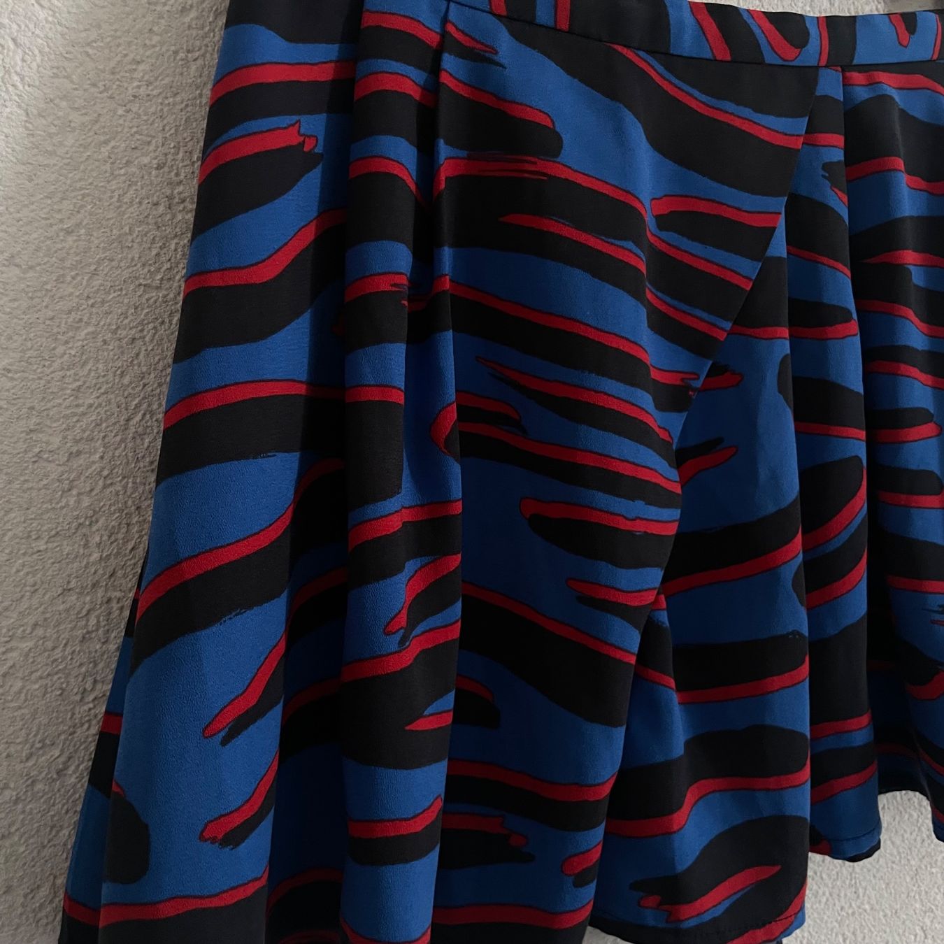 Pantaloni: Short - The fifth – Usato da Neuchâtel venduto da Enoemis_ 1