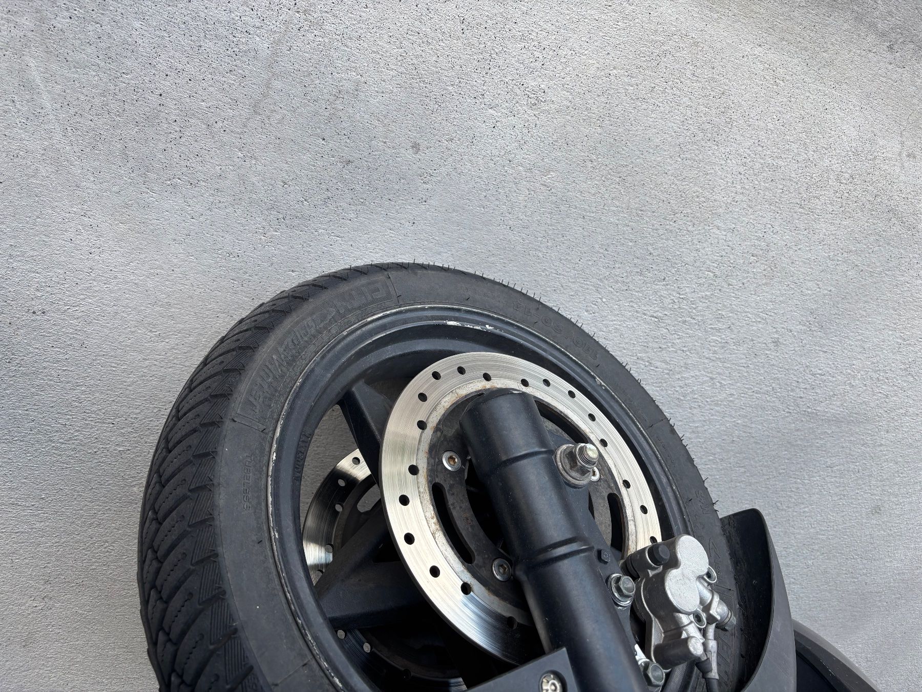 Tell Scooter: Zu verkaufen Roller Silver Blade 250i ab MFK – Usato da Tamins venduto da Sjoerimann 3