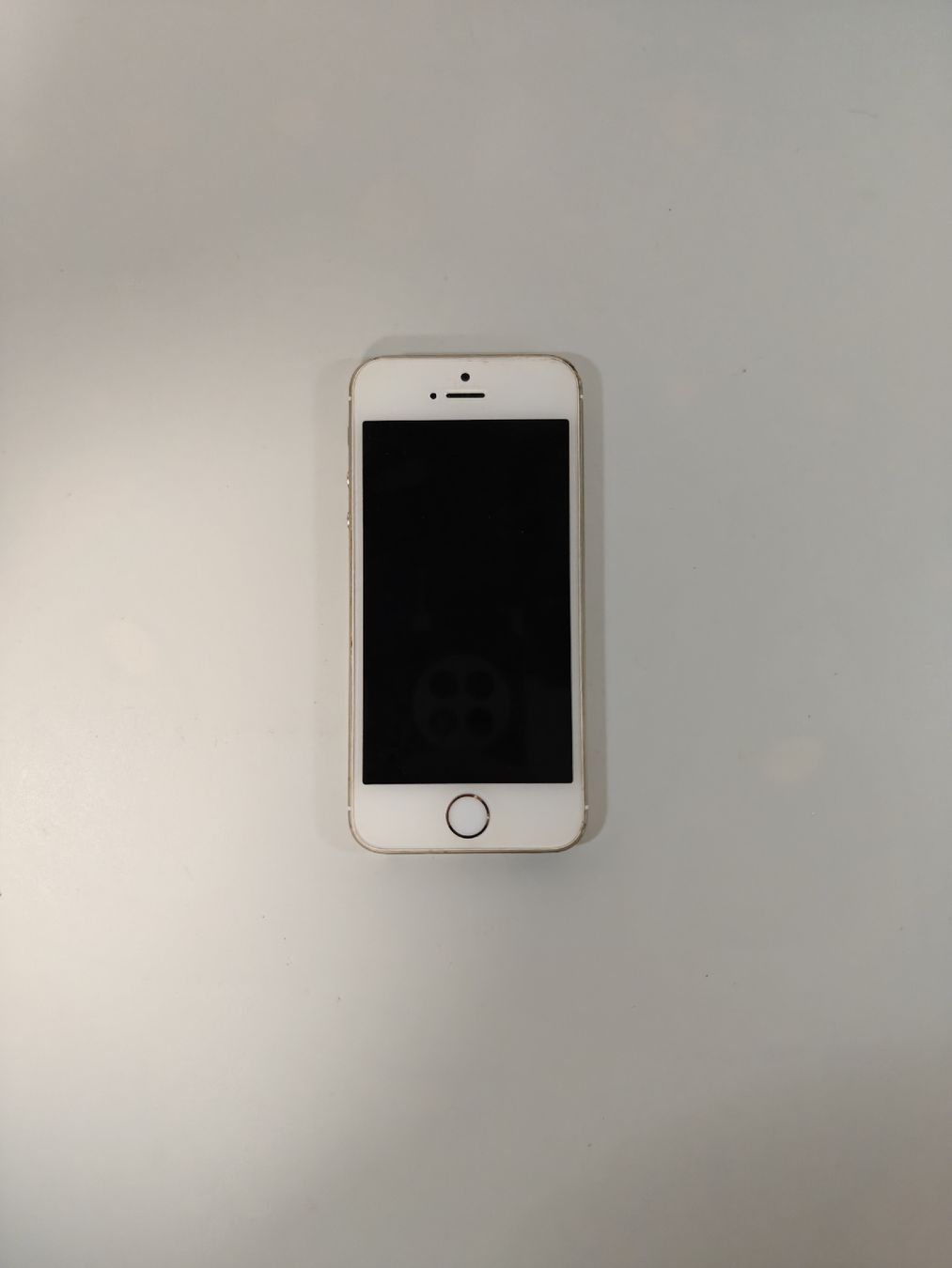 Apple Telefoni cellulari / Smartphones: iPhone 5s Gold – Difettoso da Ehrendingen venduto da Rocky985