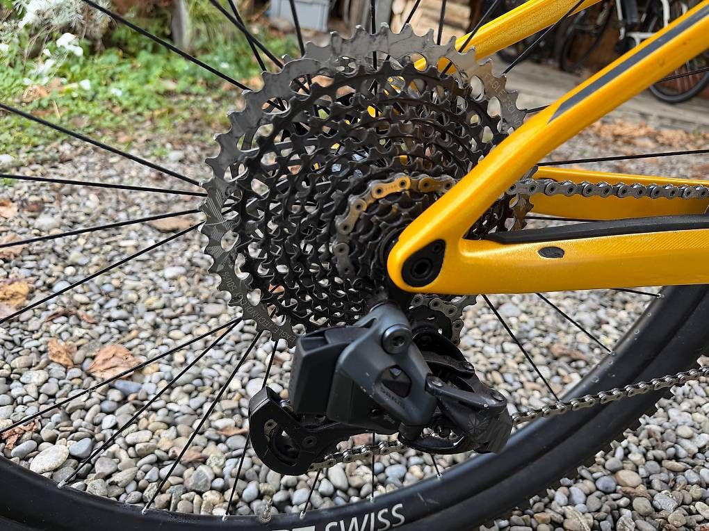 BMC Velos: BMC Fourstroke 01 One Gold Flake letzte Change! – Gebraucht aus Luzern von Lightrooms 3