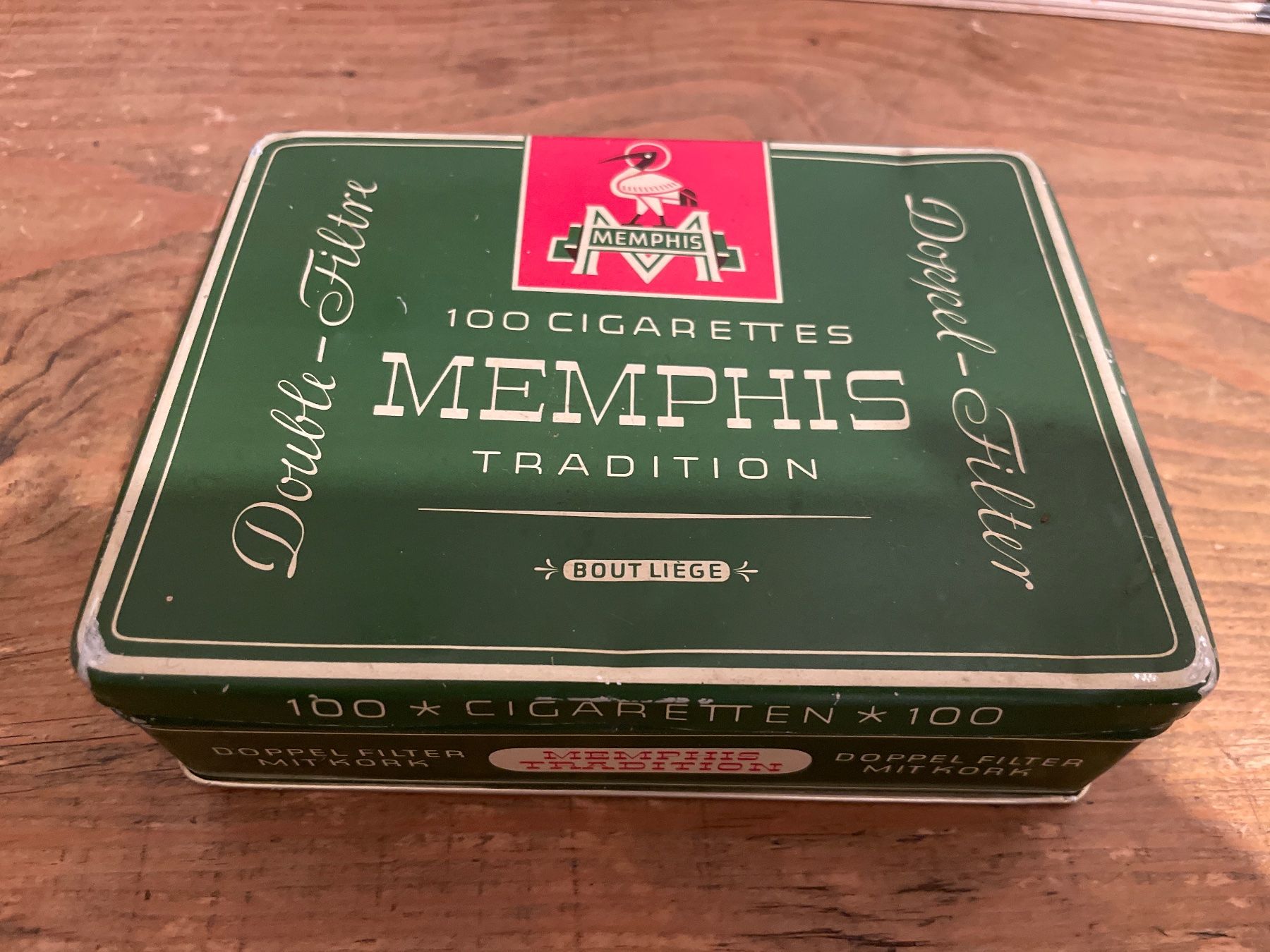 Pots: Antike Memphis Zigarettendose Blechdose, Blechbüchse – D'occasion à Winterthur par cheerio97