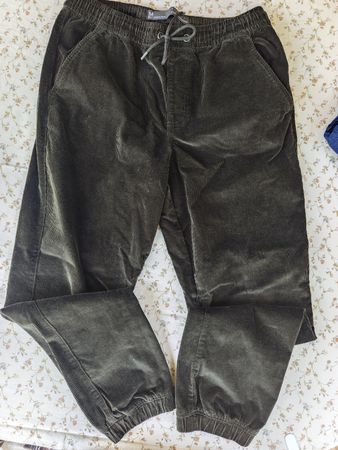 Cordhose Cuff Jogger olive-braun Grösse M