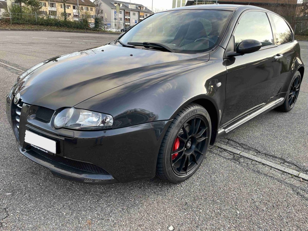 Alfa Romeo Automobili: Alfa Romeo 147 GTA 3.2 – Usato da Basel venduto da CZU13