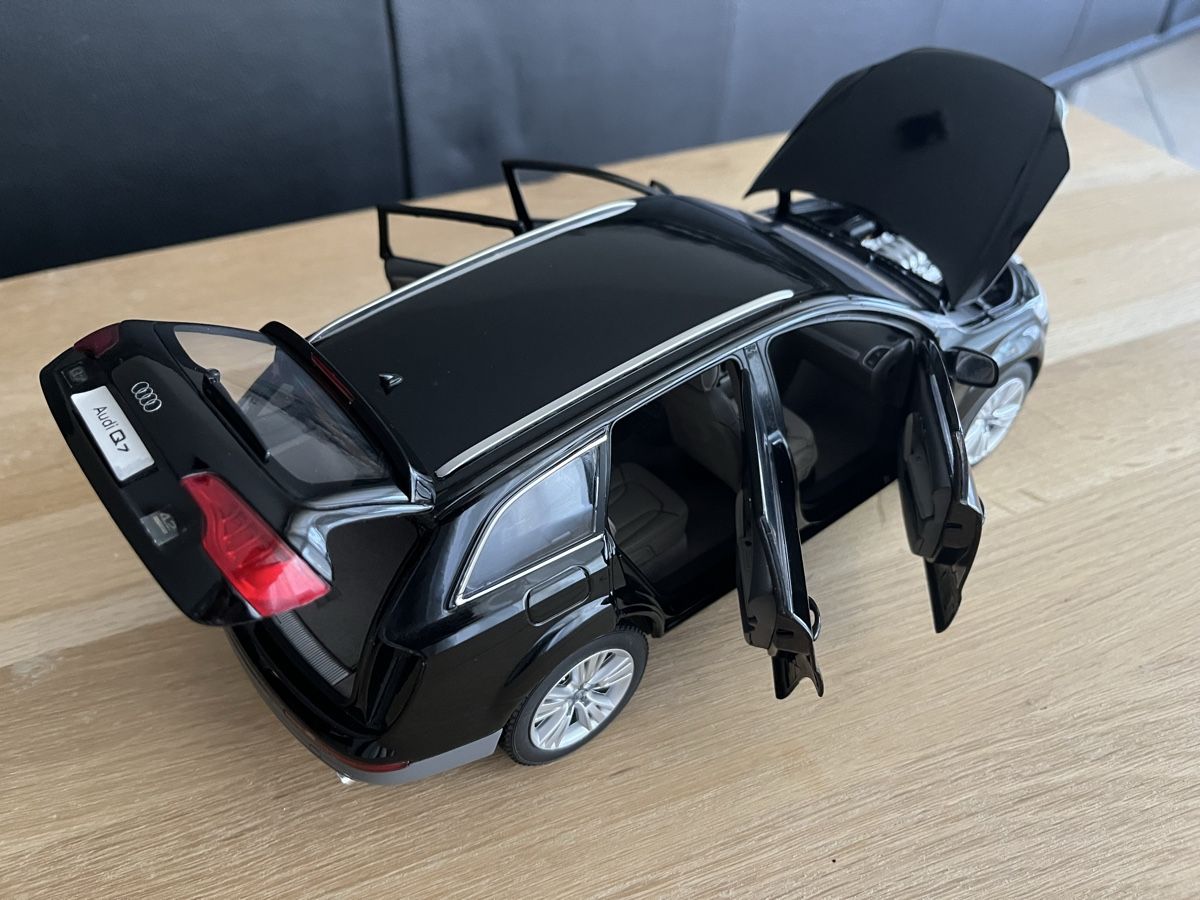 Kyosho Modellautos: Audi Q7 facelift 1/18 Kyosho!! – Neu (gemäss Beschreibung) aus Léchelles von Mlinspiration 4