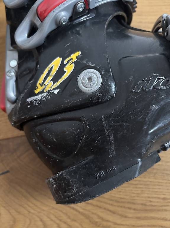 Nordica Scarpe per ragazzi: Kinder Skischuhe, Grösse 32/33 – Usato da Oberengstringen venduto da exmex 2