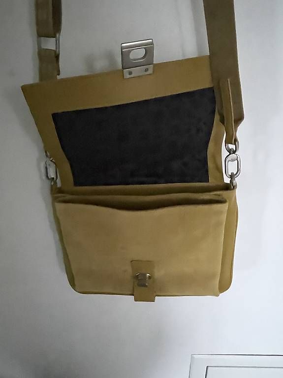 Liebeskind Altro in  Abbigliamento & Accessori: Handtasche Marke Liebeskind – Usato da Wallisellen venduto da mgb40 2