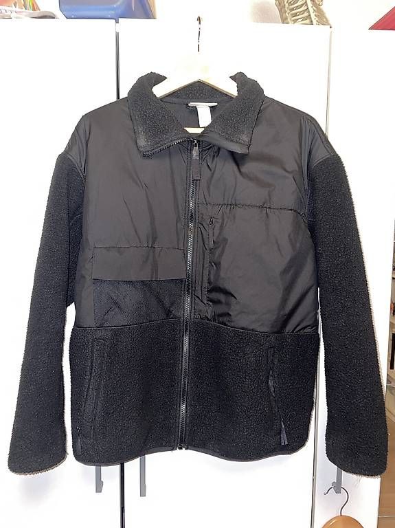 Jacken: Veste en polaire – Gebraucht aus Lucens von lisacc 1