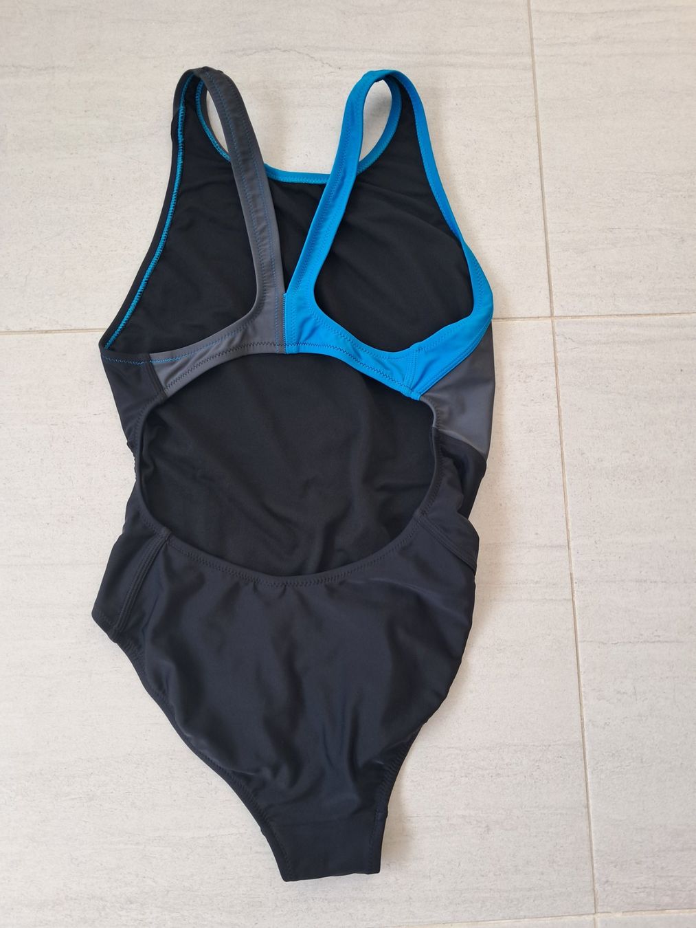 Nike Badekleider & Bikinis: Maillot de bain NIKE 38 – Gebraucht aus Chez-le-Bart von jasse 1