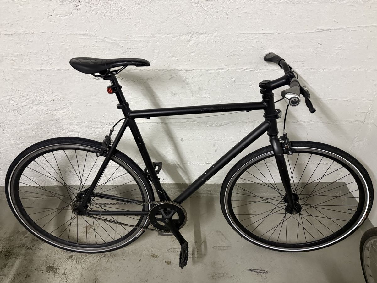 Biciclette: City Bicycle Black Frame Single Speed – Usato da Zürich venduto da pie_vn8q