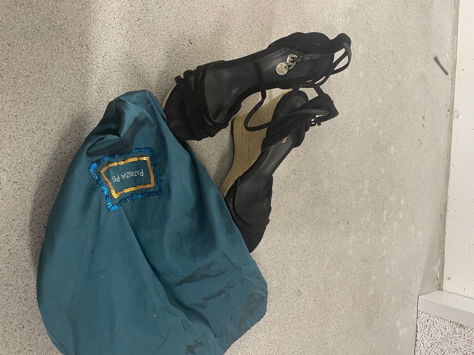 Patrizia Pepe Scarpe da donna: Patrizia Pepe sandali – Usato da Adliswil venduto da ban_67zt 1