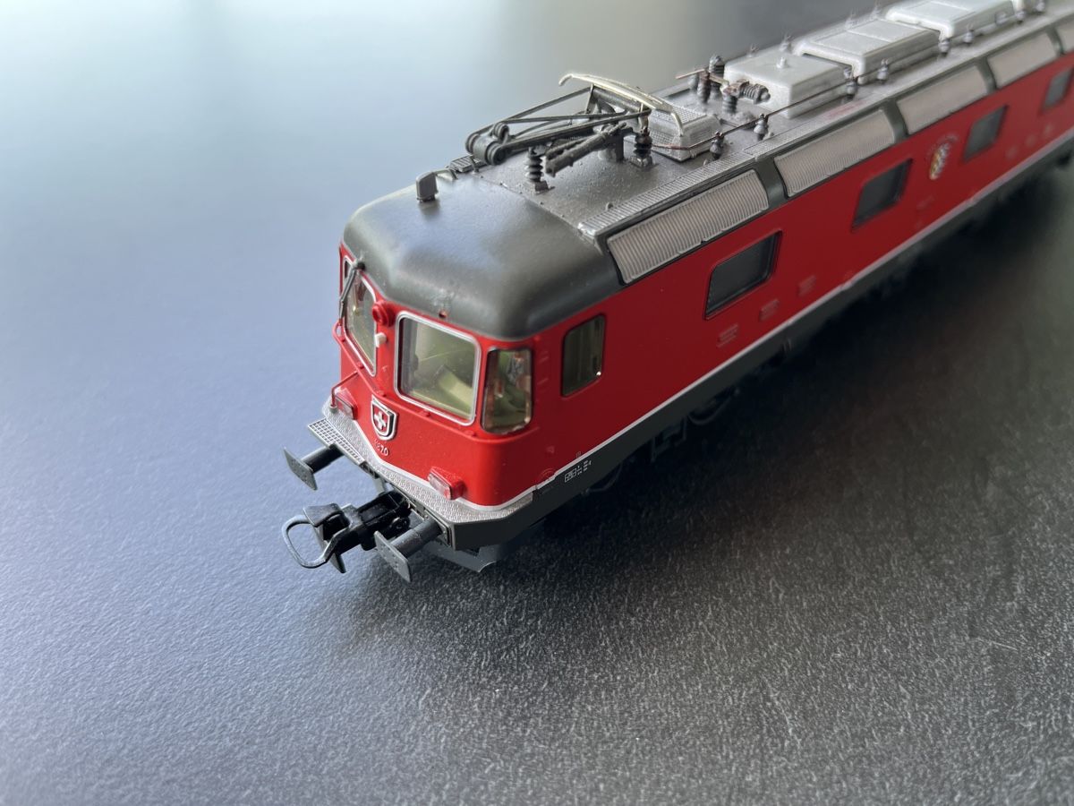 Roco Trains électriques: Roco Elektrolokomotive Re 6/6 SBB AC mit ESU digital Decoder – D'occasion à Zürich par Lobos97 6