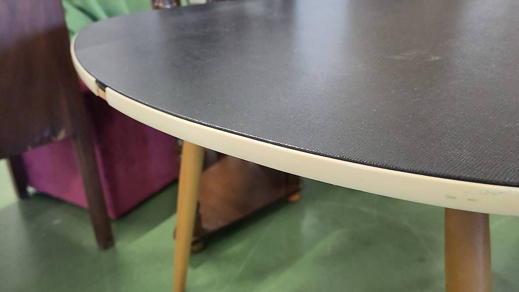 Tavoli: Designklassiker Couchtisch – Usato da Pratteln venduto da Cartonsducoeur_bl 2