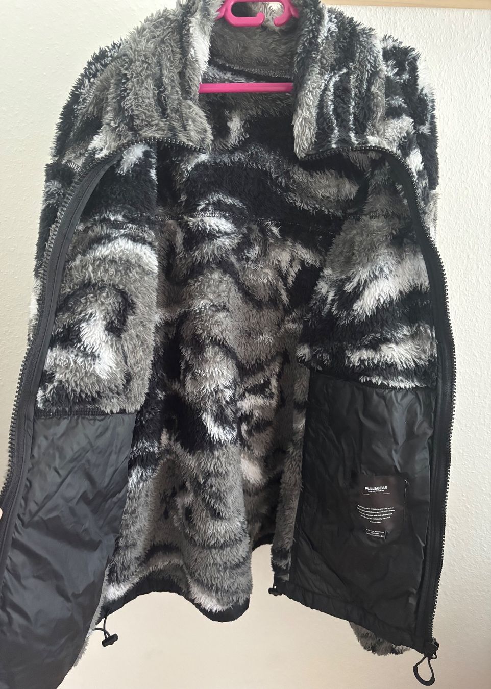 Pull&Bear Giacche: Weiche Teddyjacke von Pull & Bear Grösse M – Usato da Brugg AG venduto da ann_stf7 4