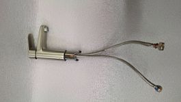 Mitigeur lavabo avec flexibles d'alimentation
