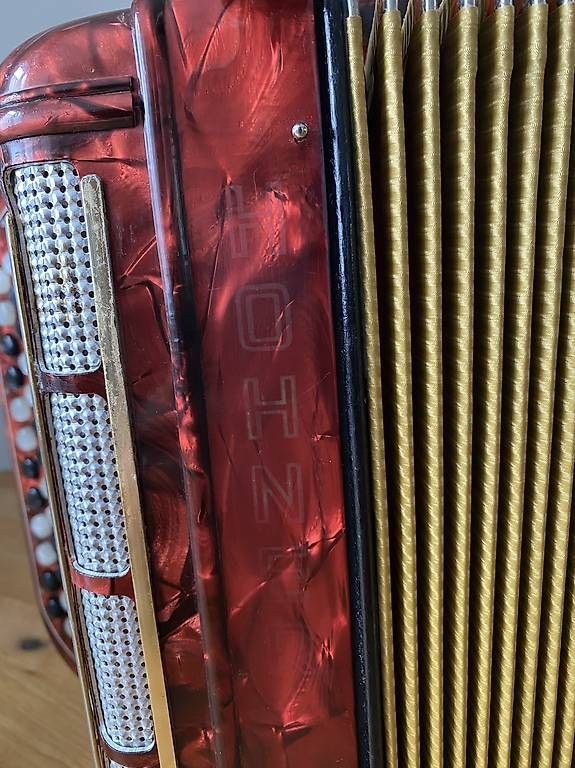 Musikinstrumente: HOHNER Handorgel – Gebraucht aus Pfäffikon ZH von hobbyclown 1