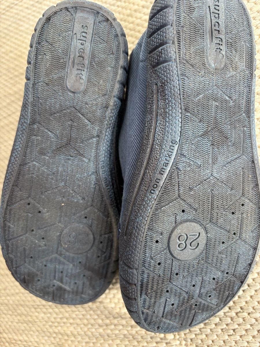 Superfit Chaussures garçon: Hausschuhe Superfit 28 – D'occasion à Biberen par Flocke83 1
