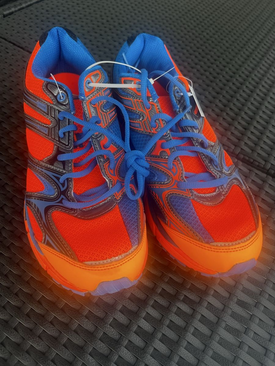 Scarpe da uomo: Turnschuhe NEU – Nuovo e nell'imballaggio originale da Bülach venduto da Cucculi