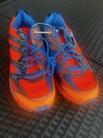 Turnschuhe NEU