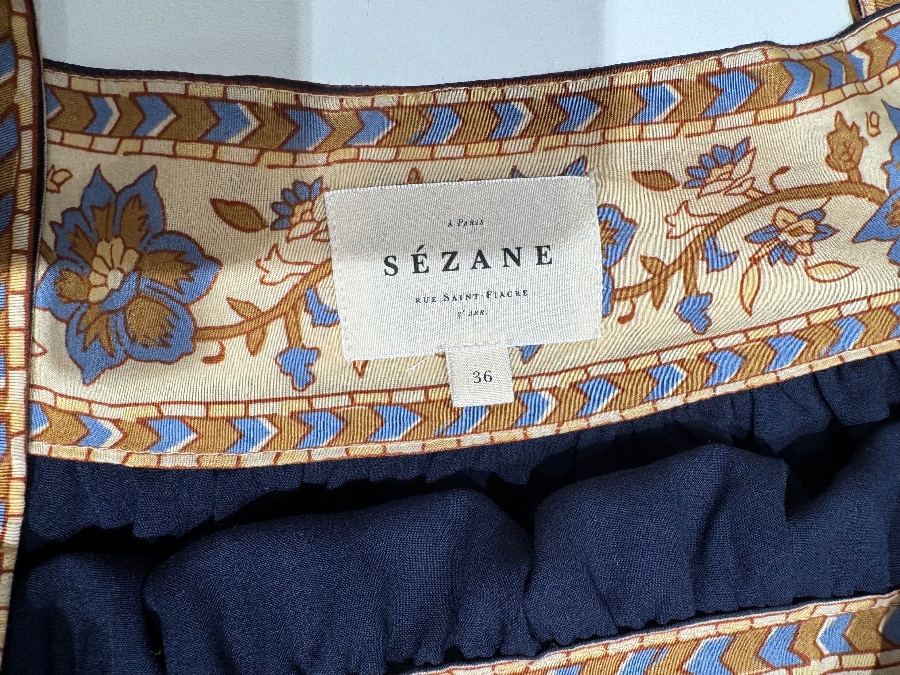 Sezane Vestiti: Sezane Kleid, Gr. 36, Boho-Style, BW / Seide, Top! – Nuovo (secondo la descrizione) da Oberrohrdorf venduto da maggys15 1