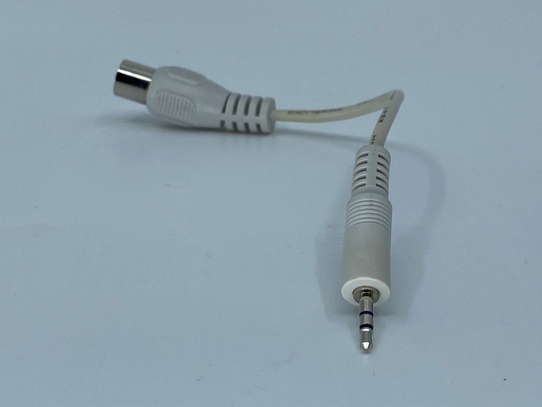 Cavi: Audio Kabel ca. 15 cm – Usato da Langwiesen venduto da Restposten-24 2