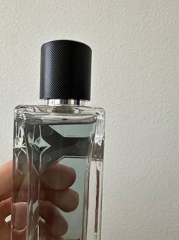 Saint Laurent Profumi & Eau de Toilette: Yves Saint Laurent Y EDT 100ml – Usato da Oberwil BL venduto da Lp1234 3