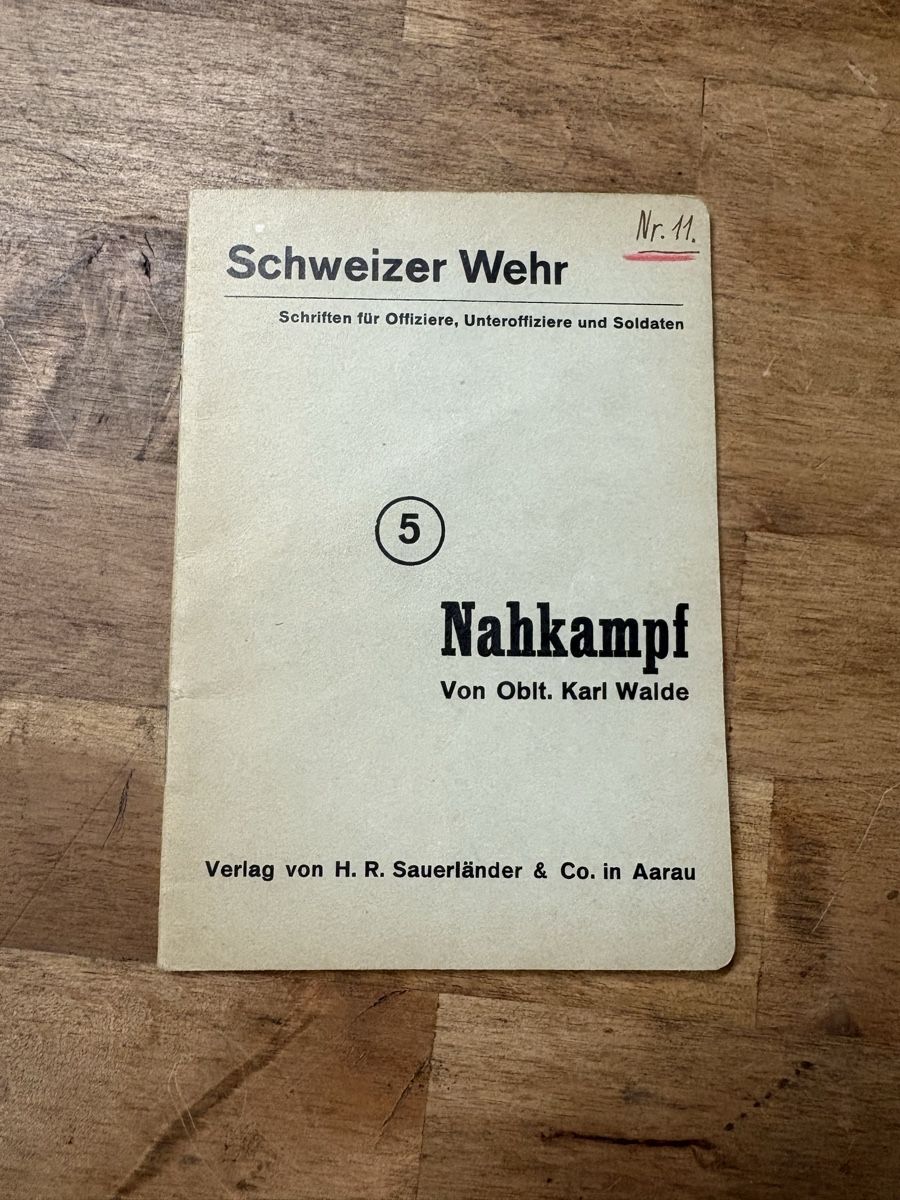 Libri: Schweizer Wehr Nahkampf Nr.5 – Usato da Arni AG venduto da Erfolgreich