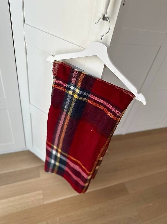 Foulard & Sciarpe: Zara Schal 3 – Usato da St. Gallen venduto da Sabrinaaa 2