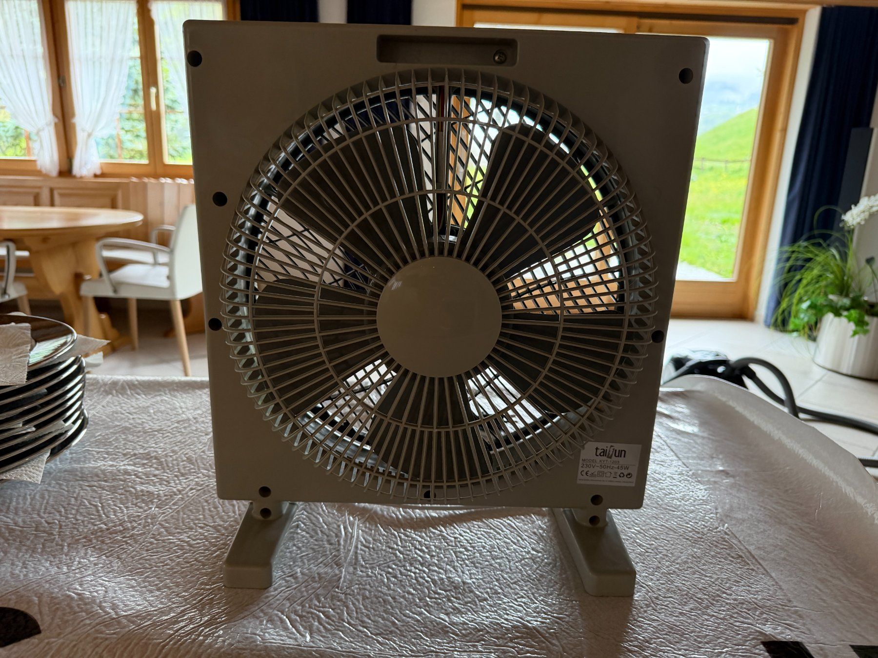 Ventilatori: Taifun Boxfan KYT-1203 Ventilator – Usato da Jenaz venduto da Sandrobordoli 5