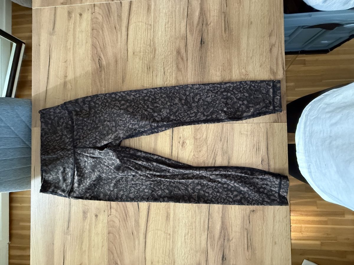 Lululemon Leggings: Lululemon Leggings  Grösse 6 – Usato da Schlieren venduto da NM_Nici