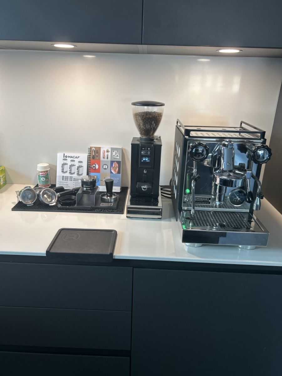 Rocket Macchine per caffè & Macchine per espresso: Rocket Espresso Machine and Macap Grinder Set – Usato da Mammern venduto da B78