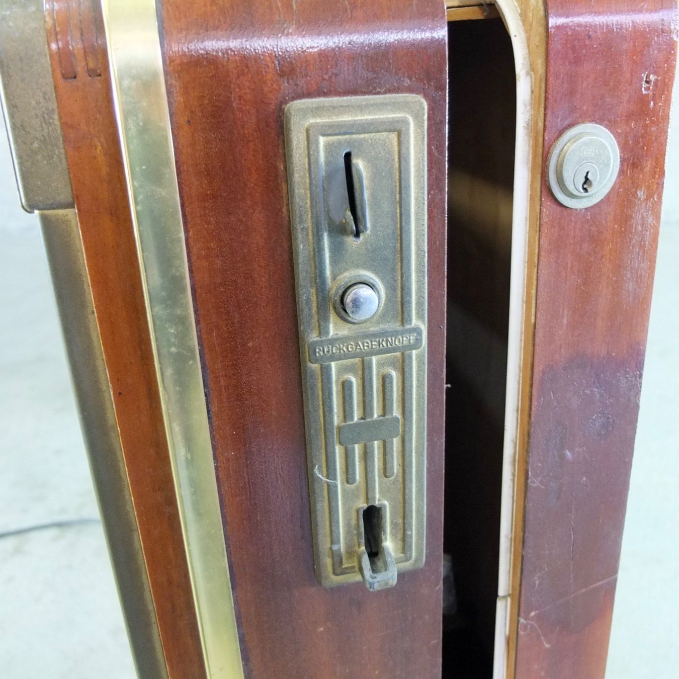Slot Machine: Go-n-Stop Geldspielautomat 1968 – Usato da Basel venduto da Brocki-auf-dem-Wolf 5