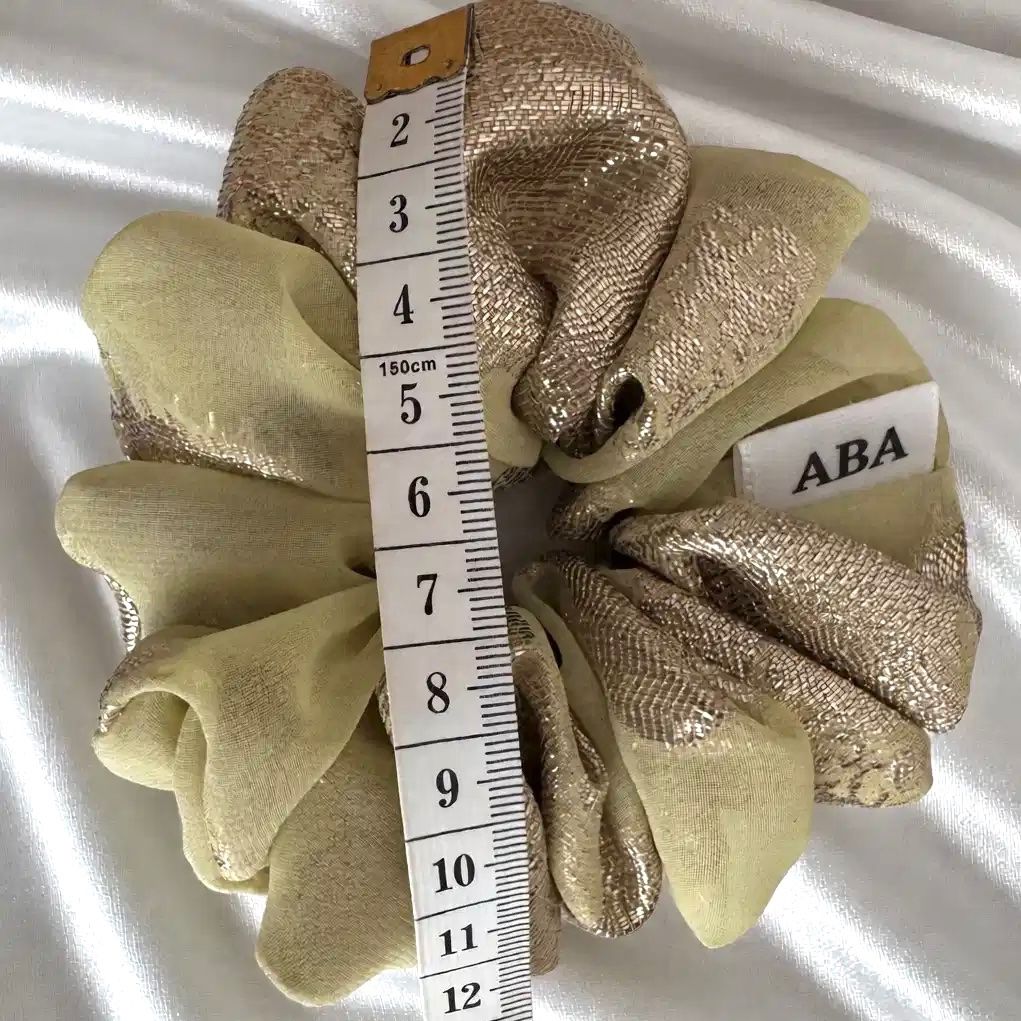 Accessori per capelli: Luxus Scrunchie Chiffon - Handgemachte - Unikat - Neu! – Nuovo e nell'imballaggio originale da Vals venduto da ABA-Atelier 2
