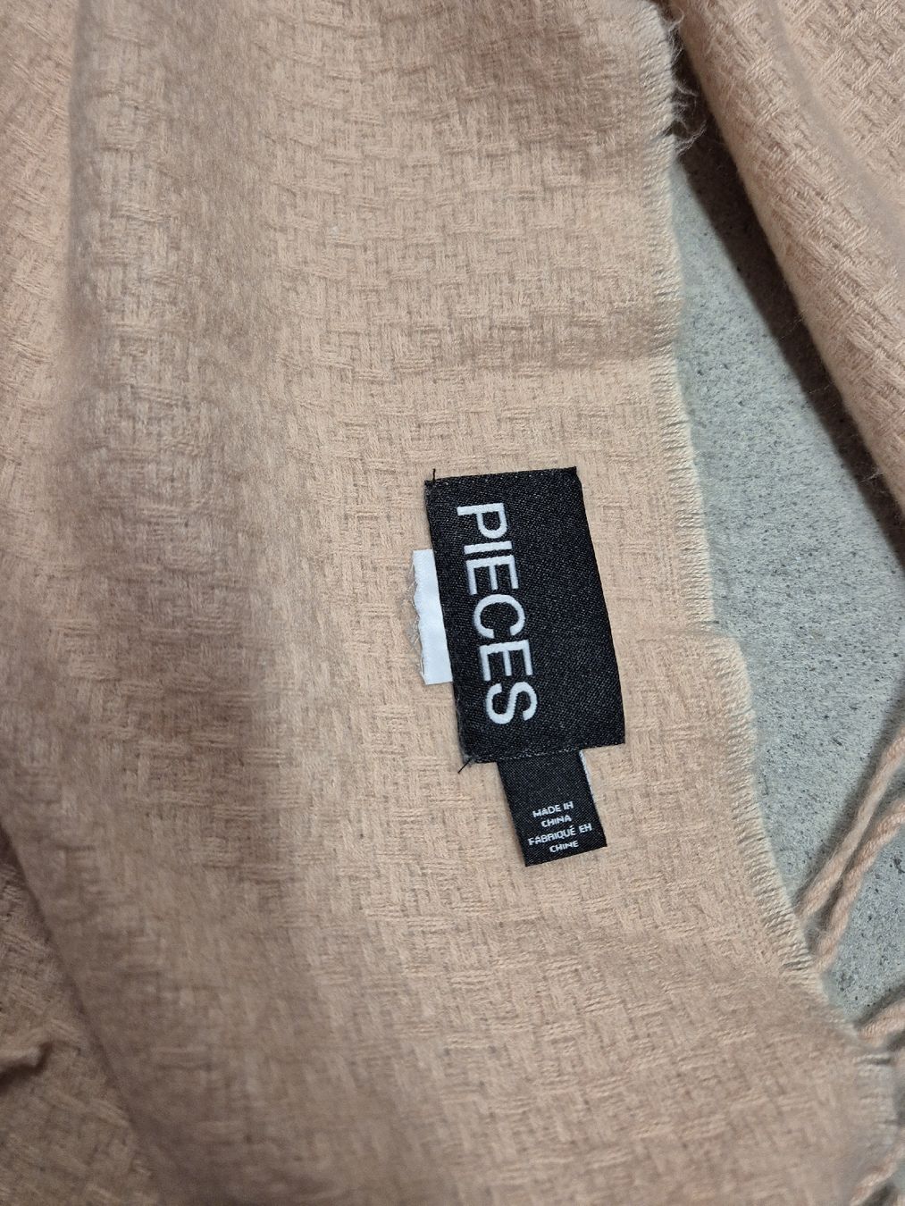Pieces Foulard & Sciarpe: Pieces Schal, rosa, neu – Nuovo (secondo la descrizione) da Känerkinden venduto da melbaumg 1