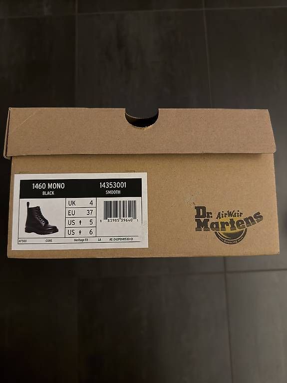 Dr. Martens Scarpe da uomo: Dr. Martens 1460 mono schwarz neu – Nuovo e nell'imballaggio originale da Meggen venduto da gia_wz2q 3