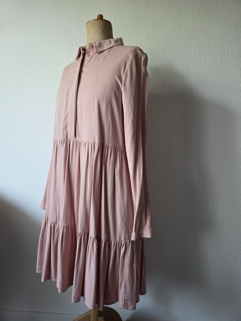 Vila Vestiti: Vila Blusenkleid rosa – Usato da Zürich venduto da Stephs13 5