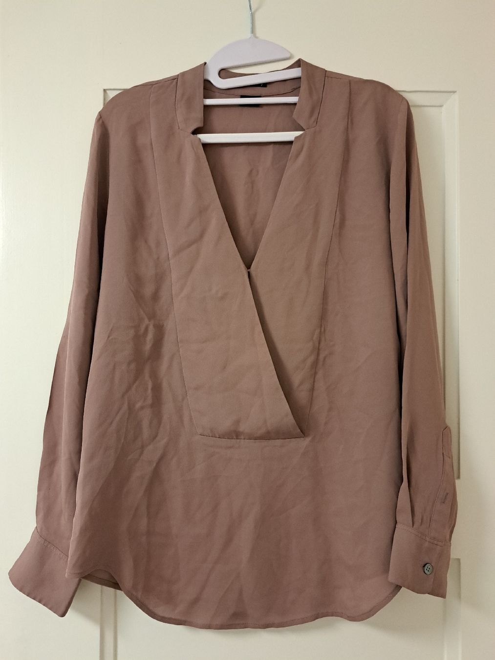 Theory Camicette: Theory Bluse Seide – Usato da Thalwil venduto da sternenstaub369