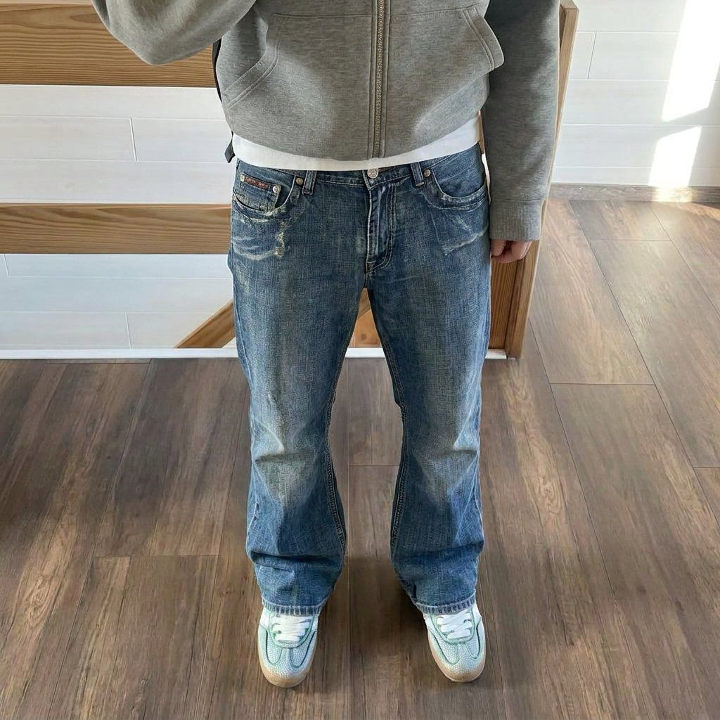 Jeans: Vintage Washed Bootcut  Jeans Blue – Gebraucht aus Wald ZH von Drue36sechs